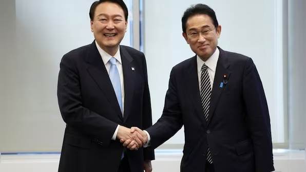 Japan’s Prime Minister Visits South Korea for Key Summit