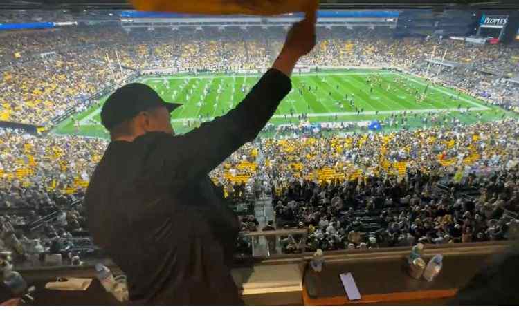 Elon Musk Was Seen Cheered for Pittsburgh Steelers at Acrisure Stadium